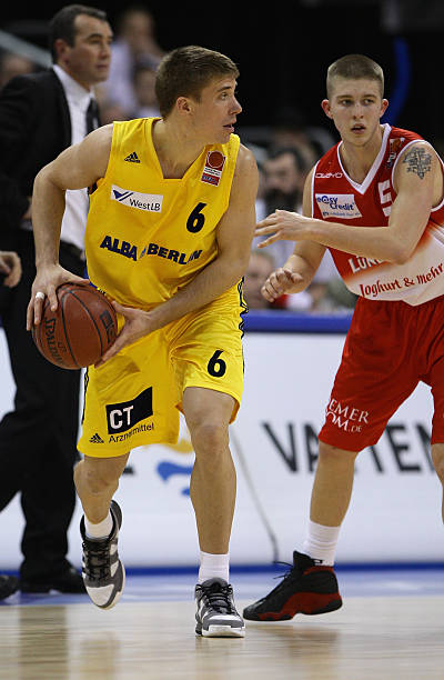 而更加闪耀 而更加闪耀