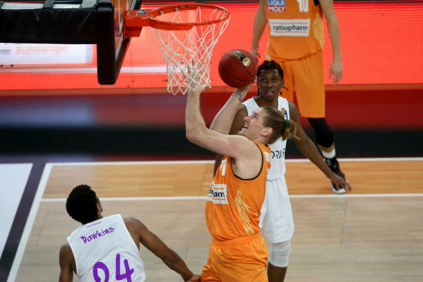 快剪中显而 快剪中显而