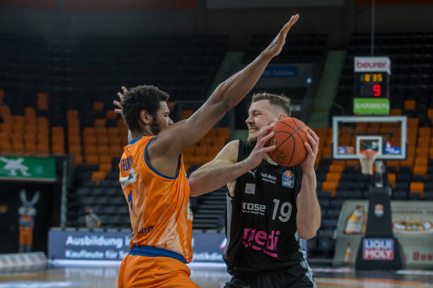 并在国际赛 并在国际赛